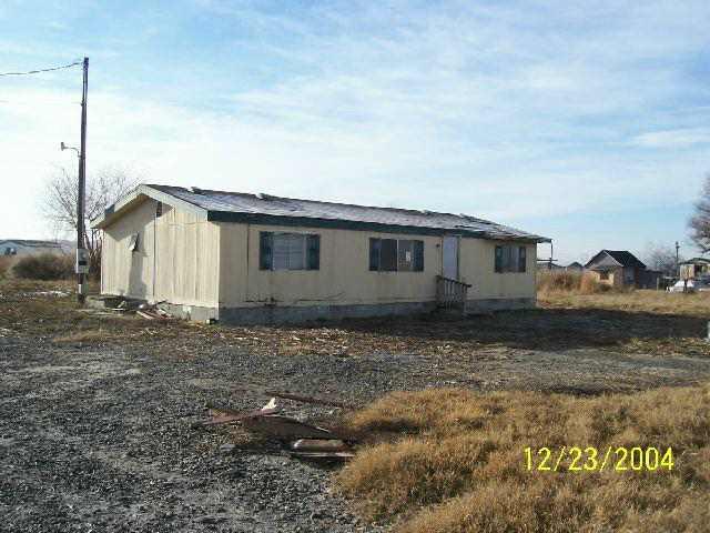 2940 Van Belle Road Outlook, WA 98938 - Photo 1 of 2 a backyard of a house