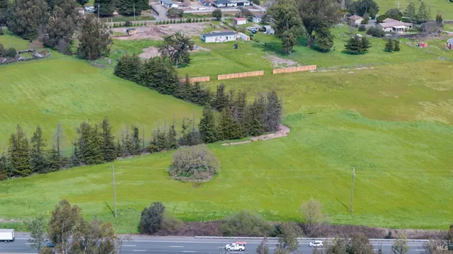 $299,900 | 100 Orchard Lane, Penngrove, CA 94951