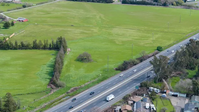 $299,900 | 100 Orchard Lane, Penngrove, CA 94951