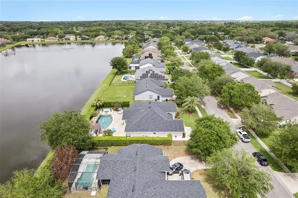 $700,000 | 120 Rachel Lin Lane, St. Cloud, FL 34771