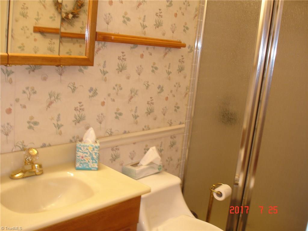 859 Laverton Lane Rural Hall, NC 27045 - Photo 16 of 30 Gallery Image 16