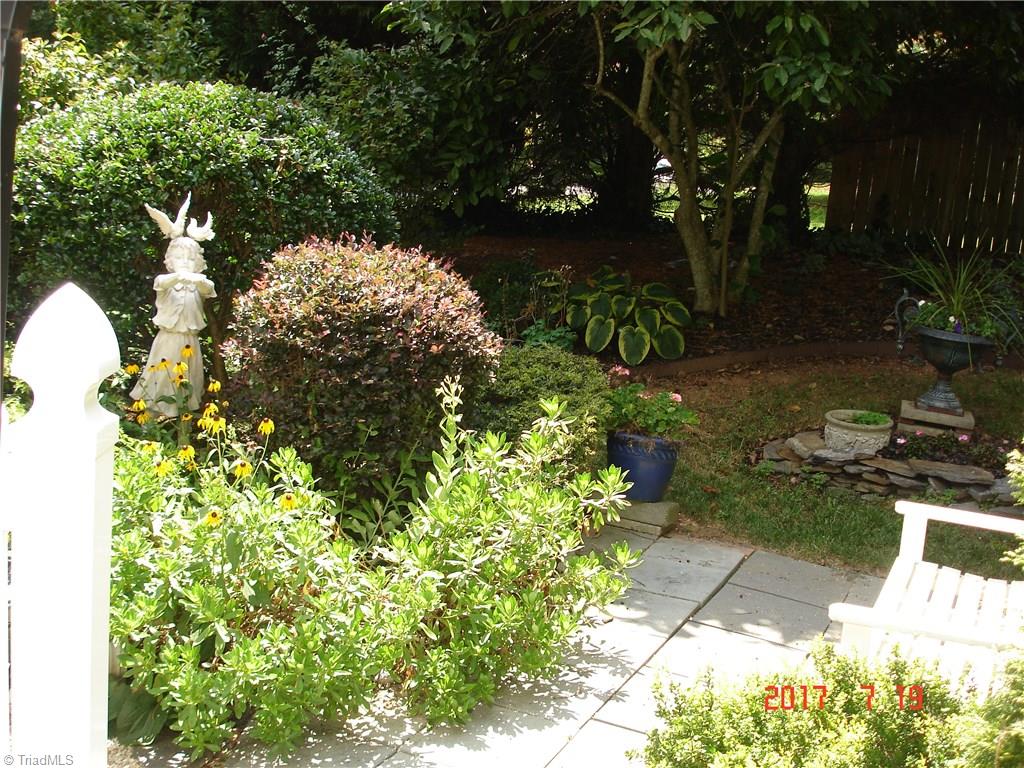 859 Laverton Lane Rural Hall, NC 27045 - Photo 25 of 30 Gallery Image 25
