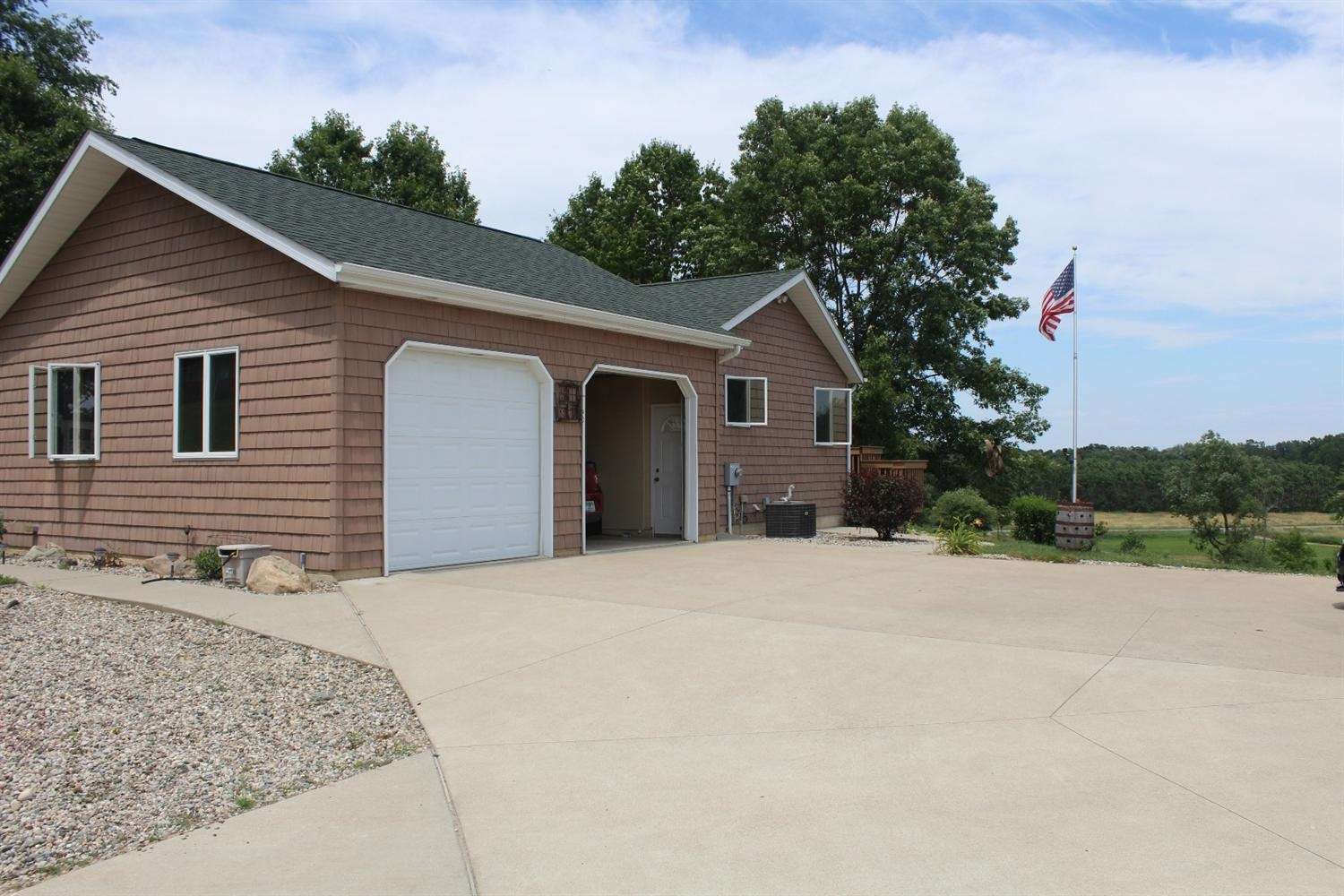 8045 Coon Hill Road Munith, MI 49259 - Photo 3 of 10 Photo 3