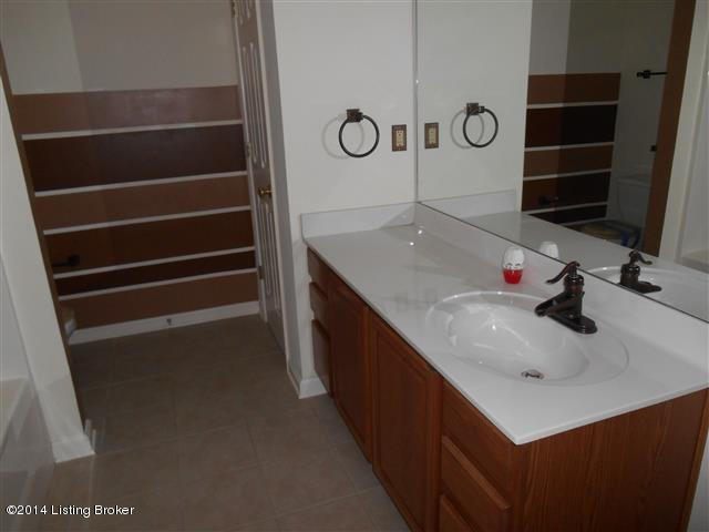 8308 Adams Run Road Louisville, KY 40228 - Photo 12 of 13 DSCN1596 (Small)