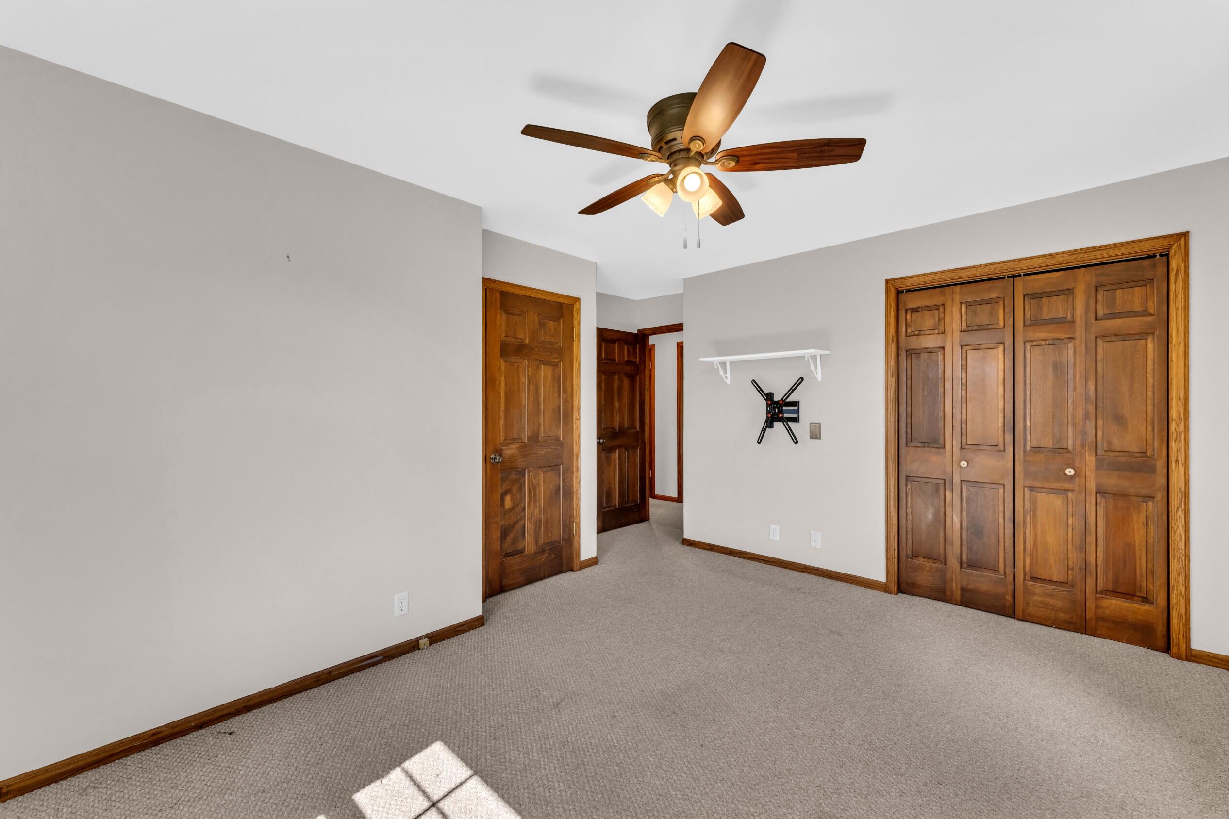 7 Sprucewood Court Wind Point, WI 53402 - Photo 51 of 83 Photo (47)
