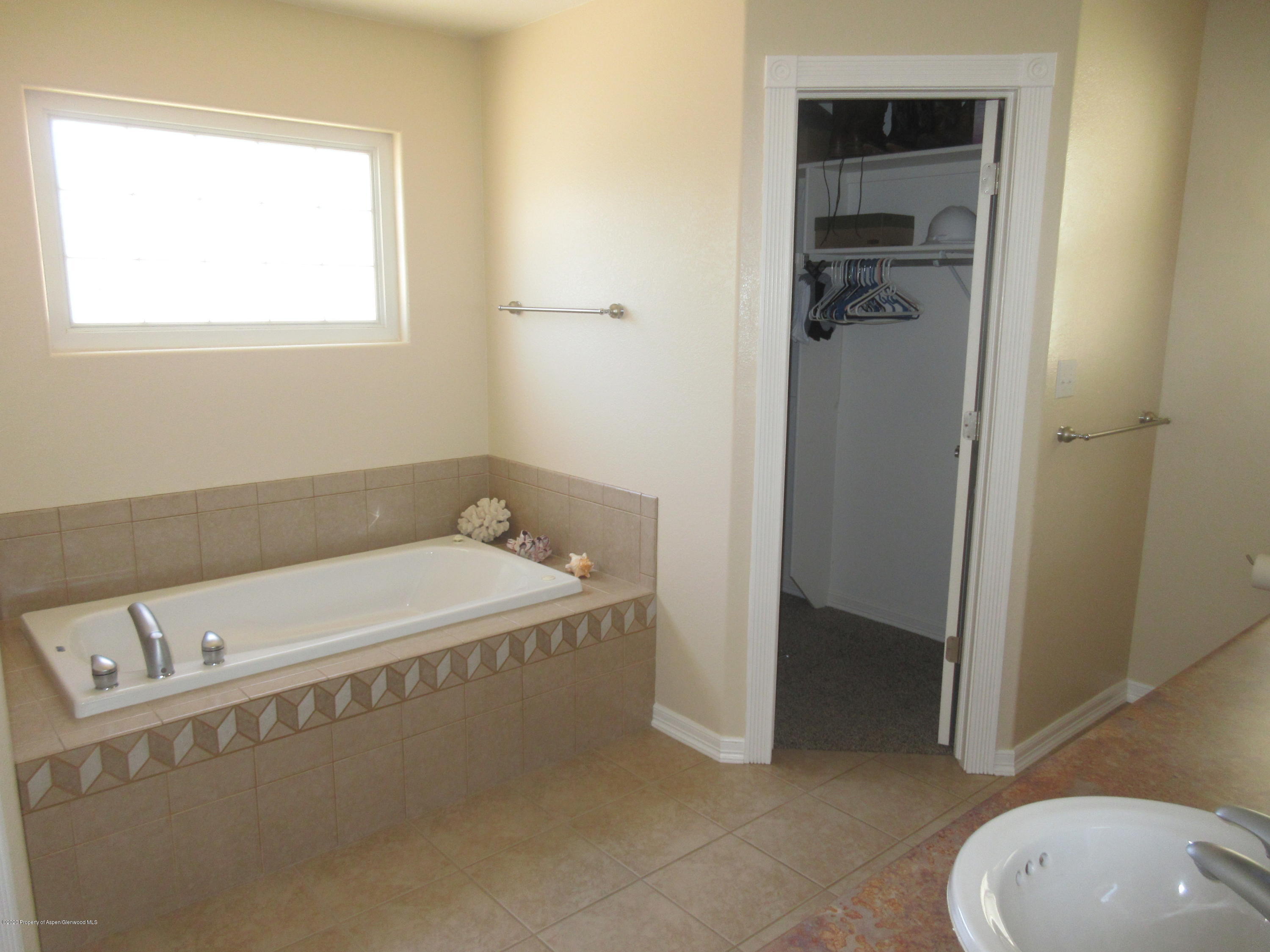 2937 F 1/4 Road Grand Junction, CO 81504 - Photo 10 of 22 IMG_3815