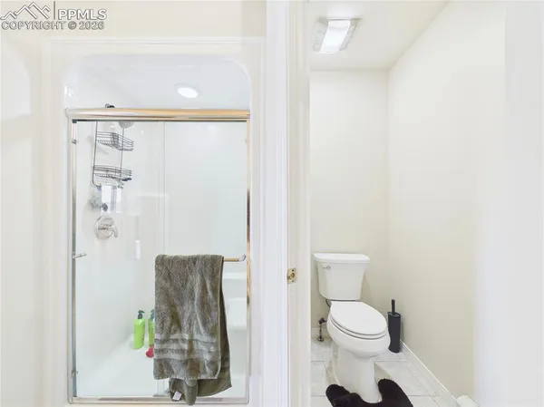 $700,000 | 1079 Lynn Drive, Pueblo, CO 81006