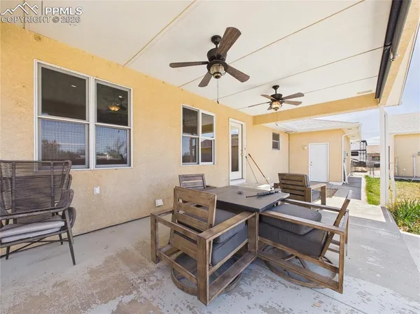$700,000 | 1079 Lynn Drive, Pueblo, CO 81006
