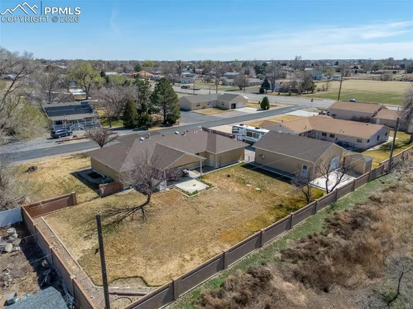 $700,000 | 1079 Lynn Drive, Pueblo, CO 81006