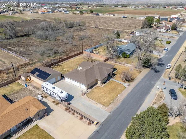 $700,000 | 1079 Lynn Drive, Pueblo, CO 81006