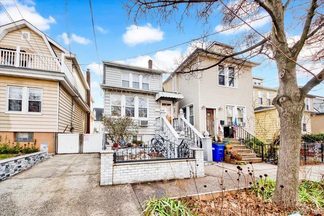 $799,000 | 1038 Pierce Avenue | Morris Park