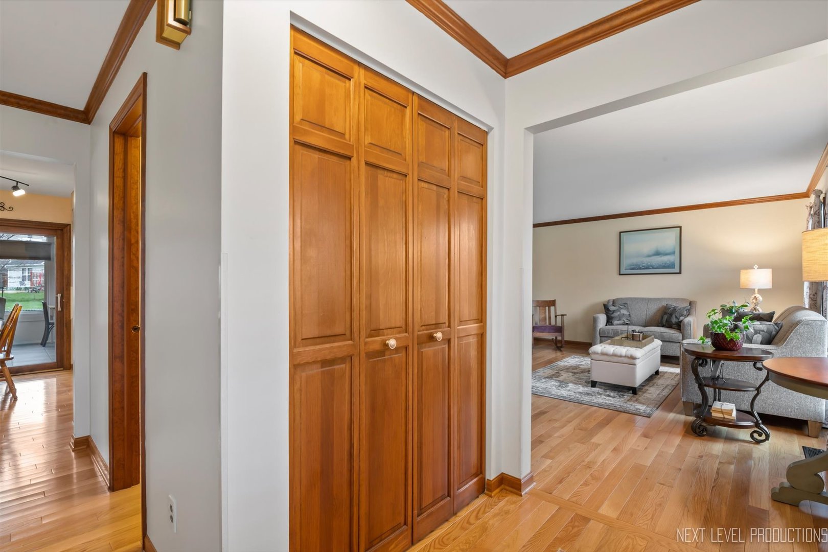 1706 South Tyler Road St. Charles, IL 60174 - Photo 4 of 28