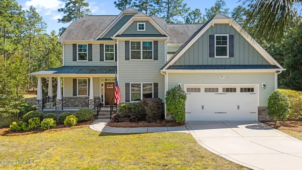 $659,000 | 280 Wiregrass Lane, Southern Pines, NC 28387