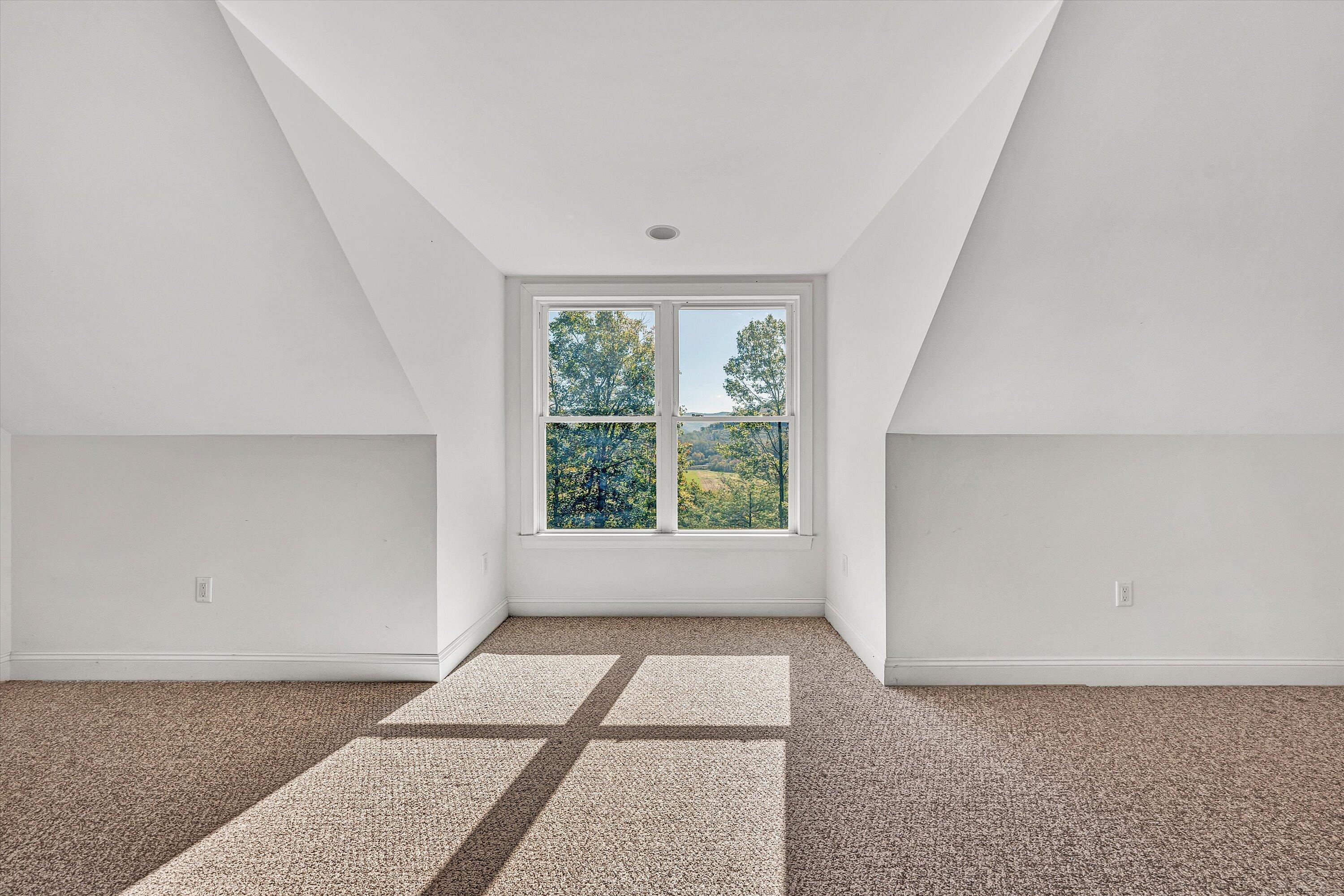 401 Piney Ridge Road Covington, VA 24426 - Photo 29 of 83 an empty room with a window