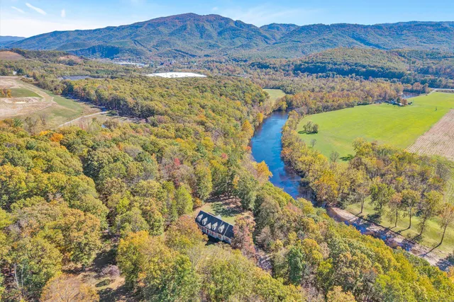 $539,950 | 401 Piney Ridge Road, Covington, VA 24426