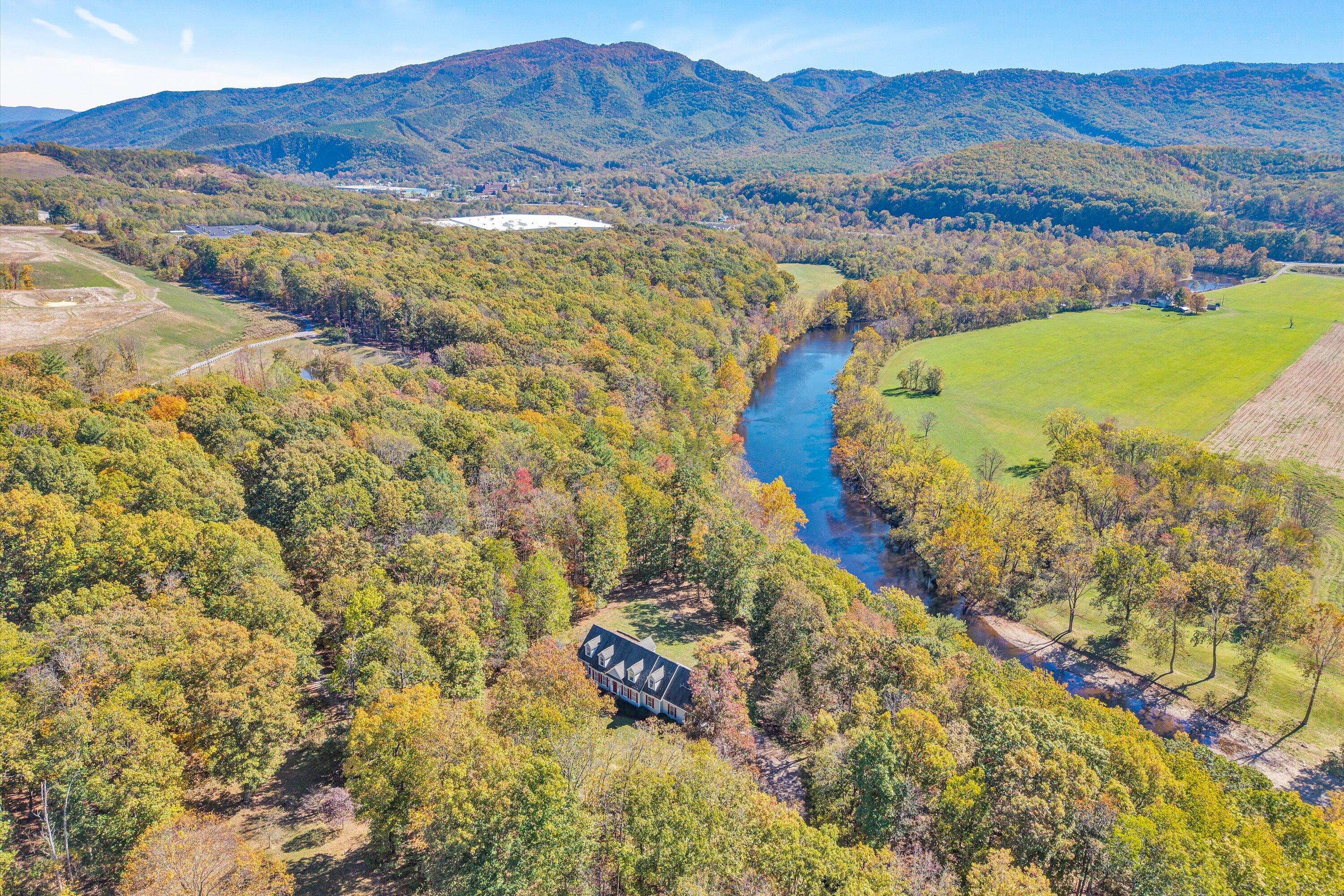 401 Piney Ridge Road Covington, VA 24426 - Photo 66 of 83 a view of lake and mountain