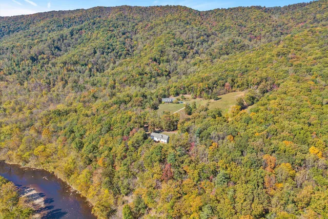 $539,950 | 401 Piney Ridge Road, Covington, VA 24426