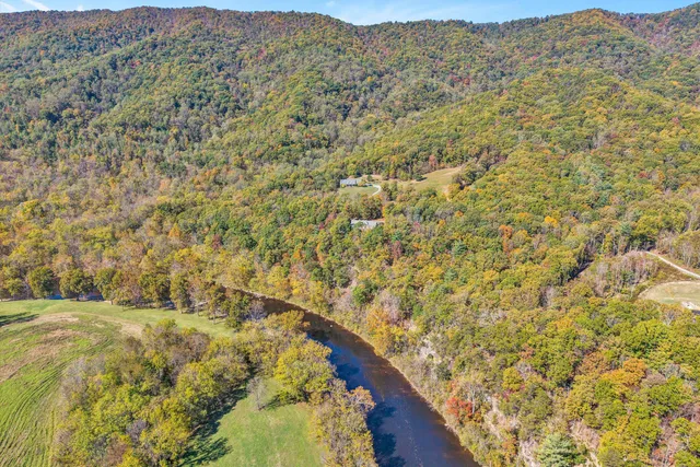 $539,950 | 401 Piney Ridge Road, Covington, VA 24426