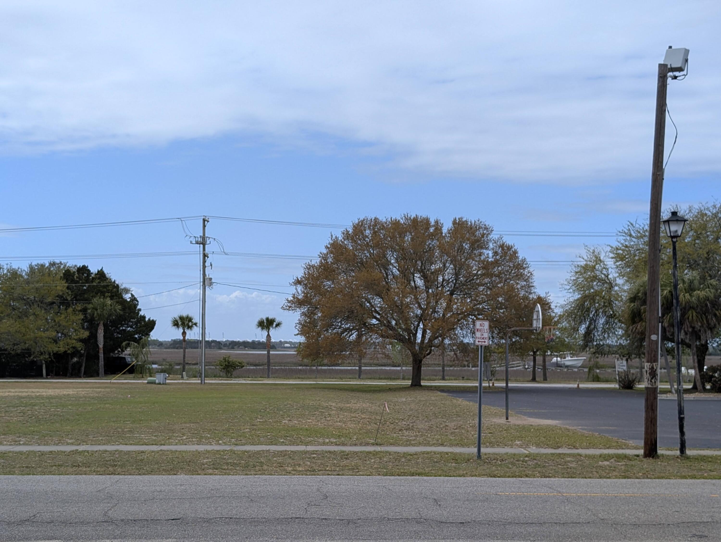 3121 Middle Street Sullivans Island, SC 29482 - Photo 7 of 25