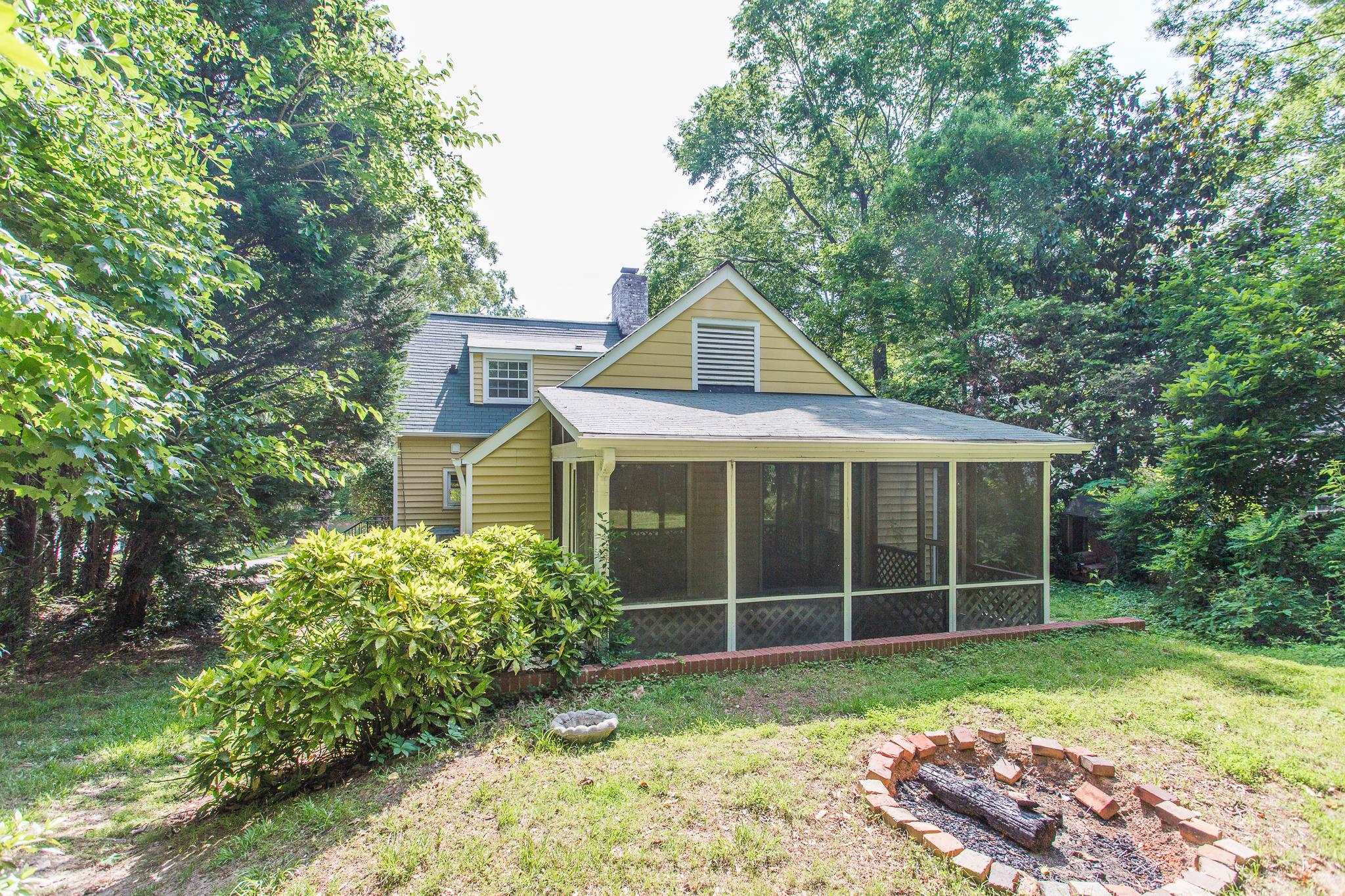 1105 Canterbury Road Raleigh, NC 27607 - Photo 3 of 25 Photo 3
