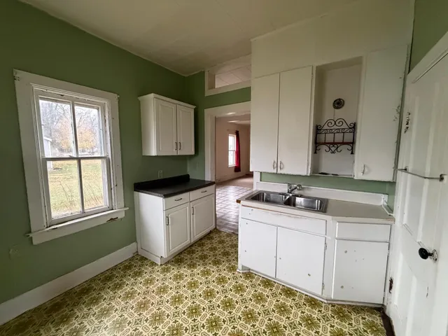 $49,999 | 536 Cedar Avenue, Westbrook, MN 56183