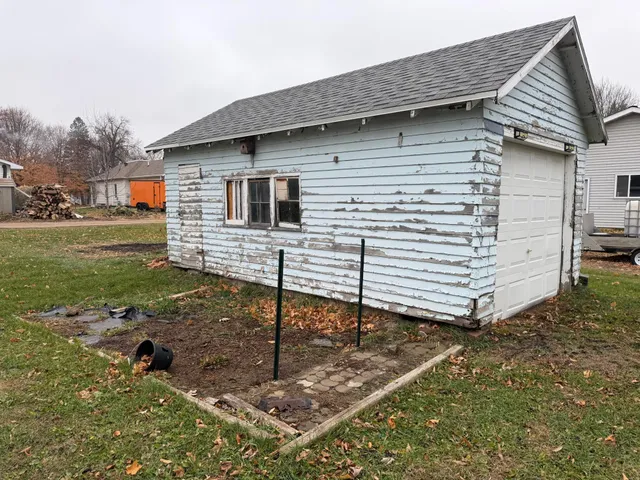 $49,999 | 536 Cedar Avenue, Westbrook, MN 56183