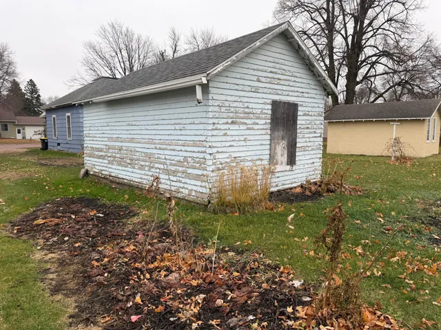 $49,999 | 536 Cedar Avenue, Westbrook, MN 56183