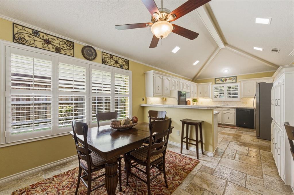 6306 Oakleaf Road Dallas, TX 75248 - Photo 20 of 40