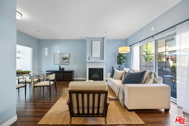 $589,000 | 14365 Foothill Boulevard, Unit 7, Sylmar, CA 91342