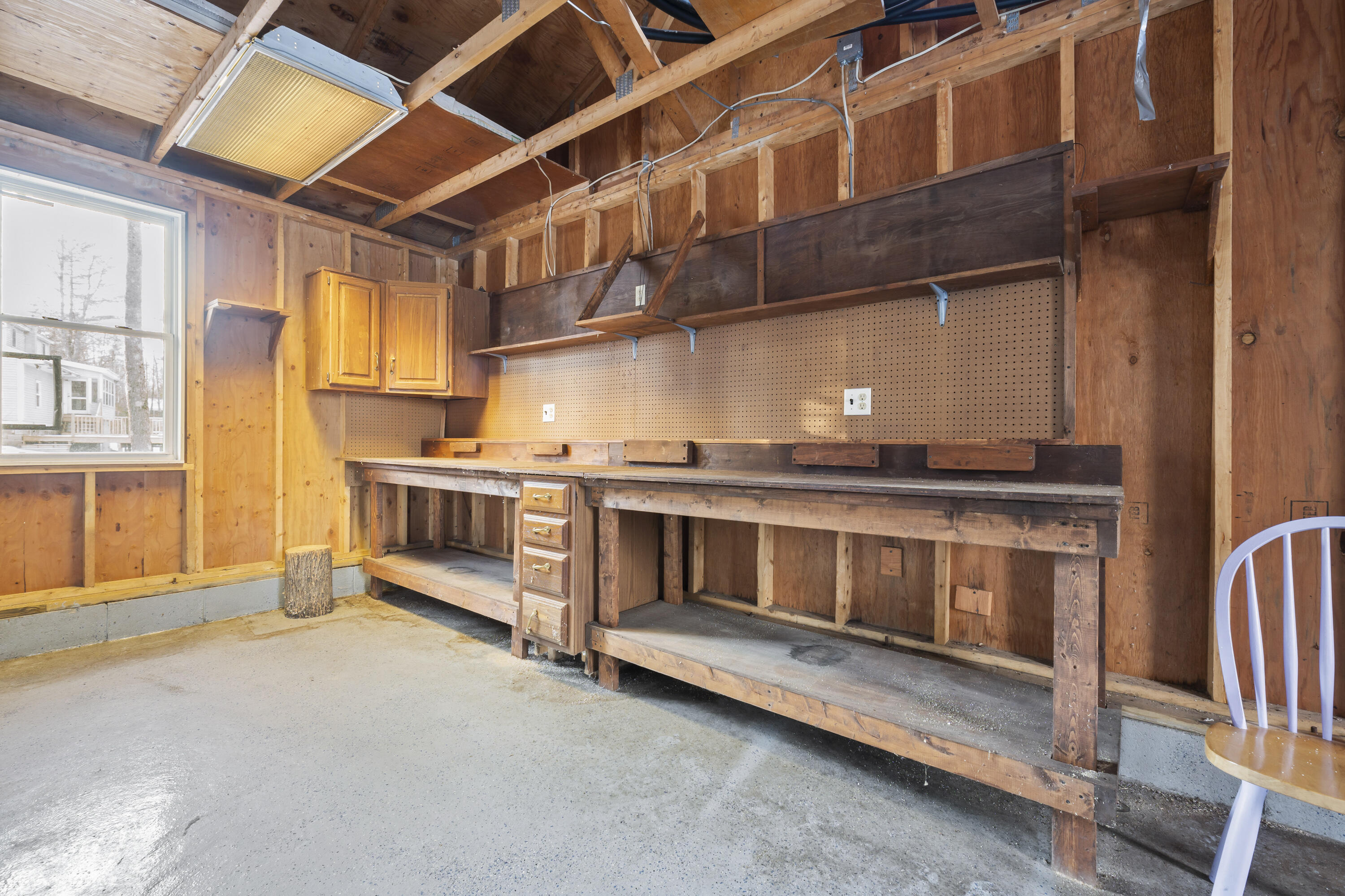 974 New County Road Biddeford, ME 04005 - Photo 6 of 43 Room for a work Space!ate a work space