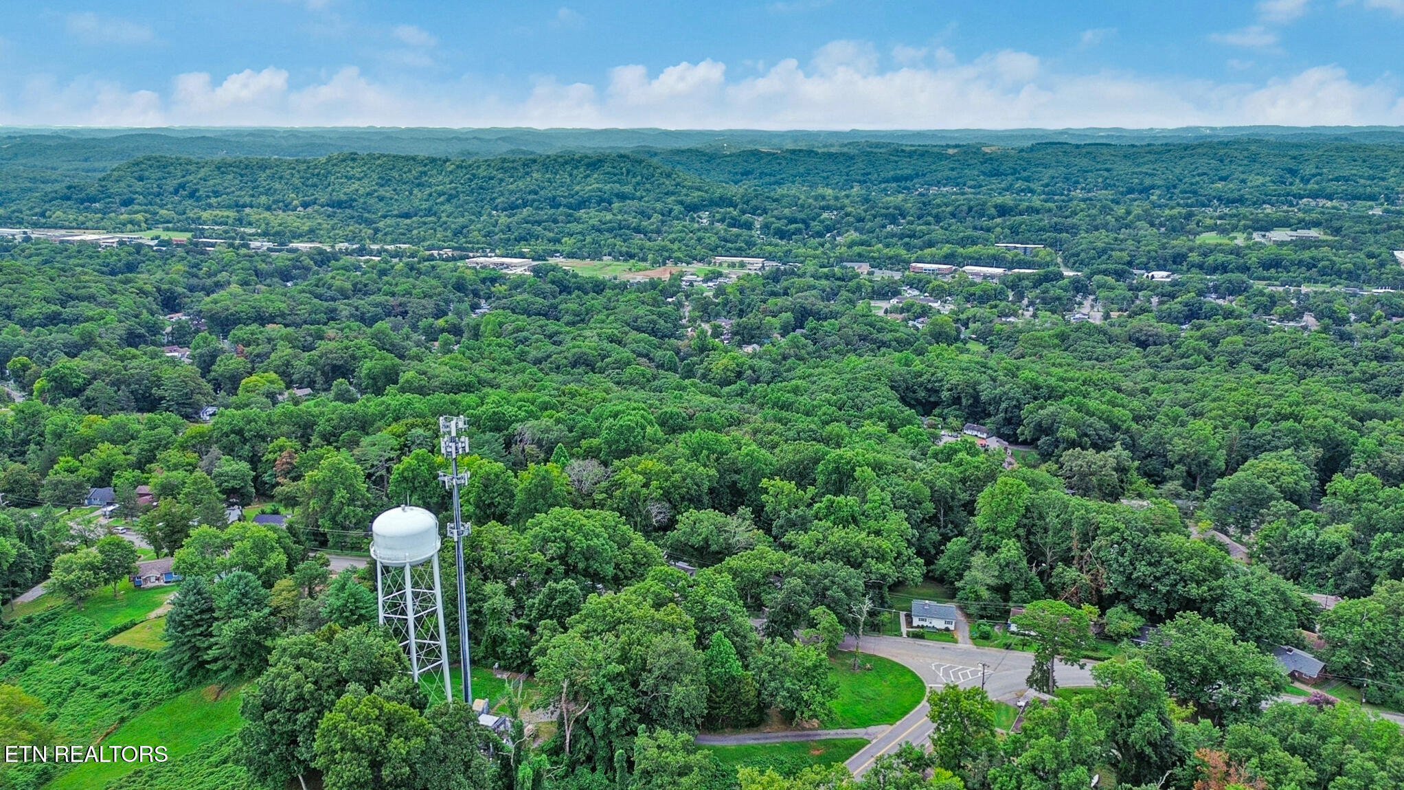 526 Delaware Avenue Oak Ridge, TN 37830 - Photo 41 of 41 dji_0153-dji_0155