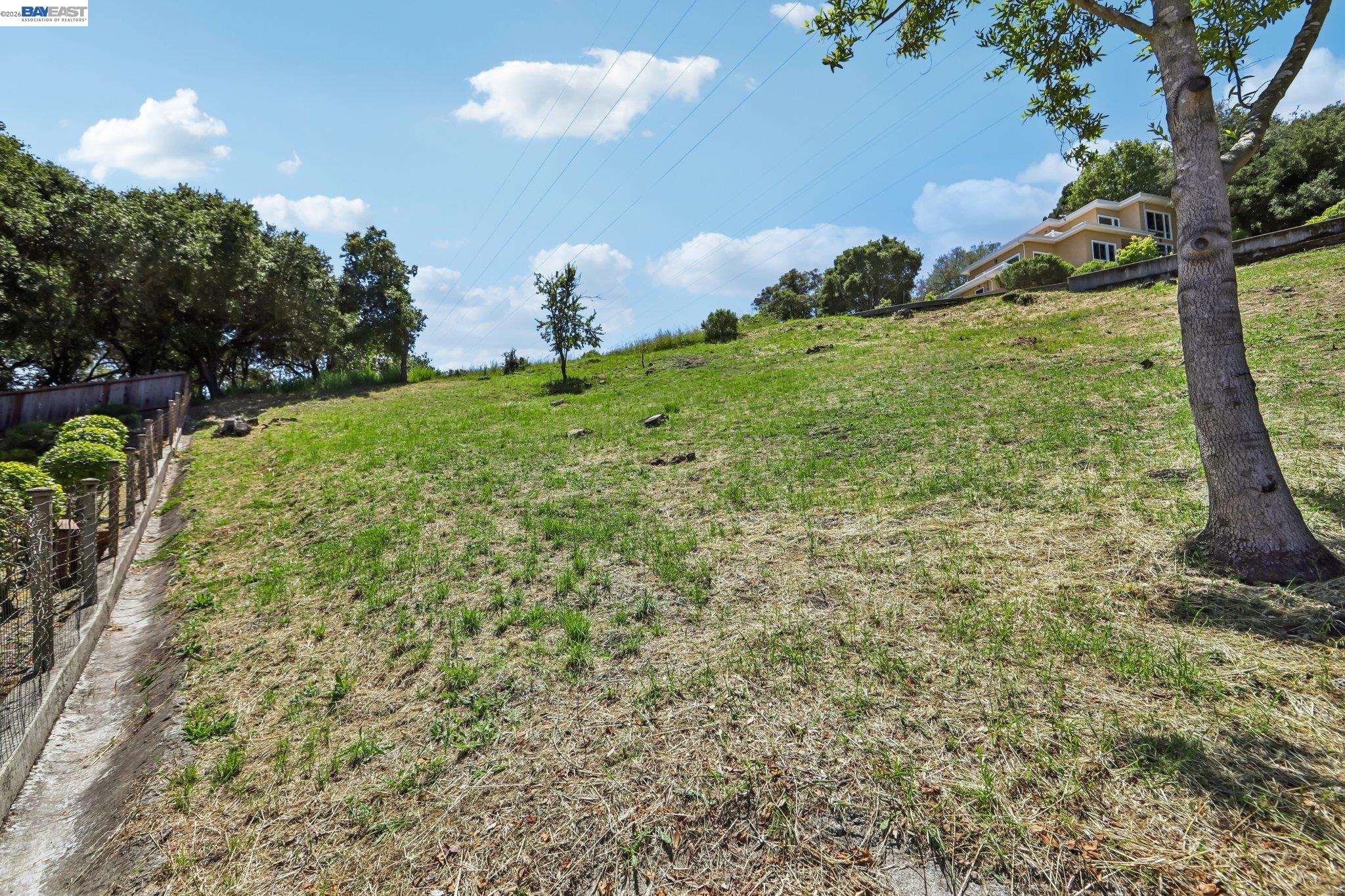 26 Oak Road Orinda, CA 94563 - Photo 52 of 58