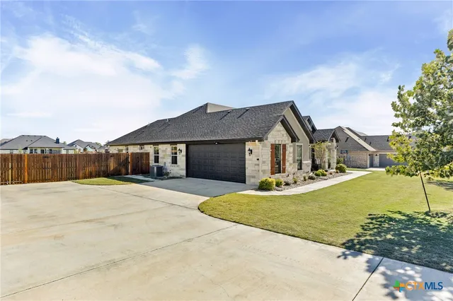 $550,000 | 157 Metheglin Drive, Temple, TX 76502