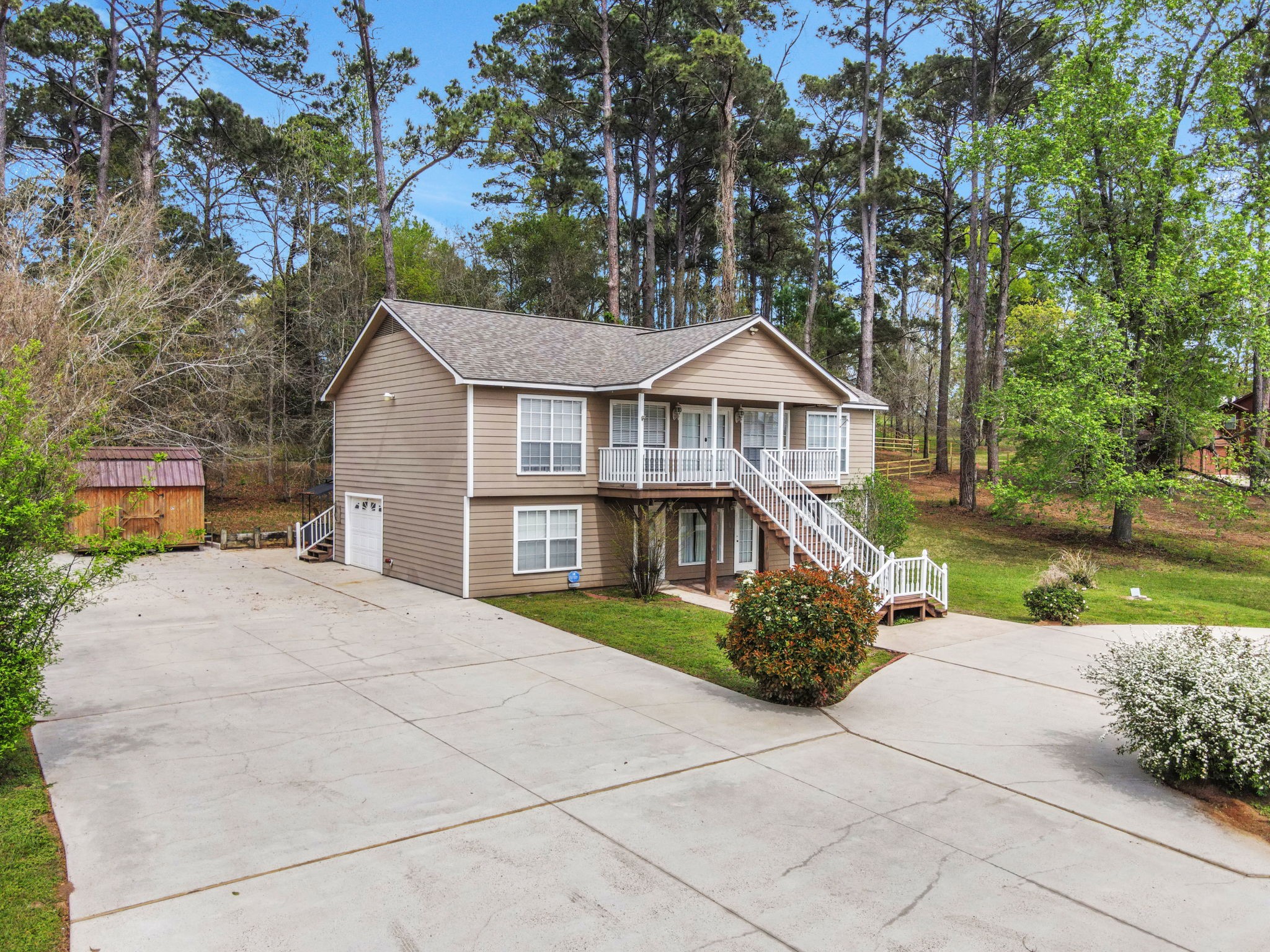 360 Holiday Lane Coldspring, TX 77331 - Photo 3 of 40 There is ample parking for vehicles or your golf cart