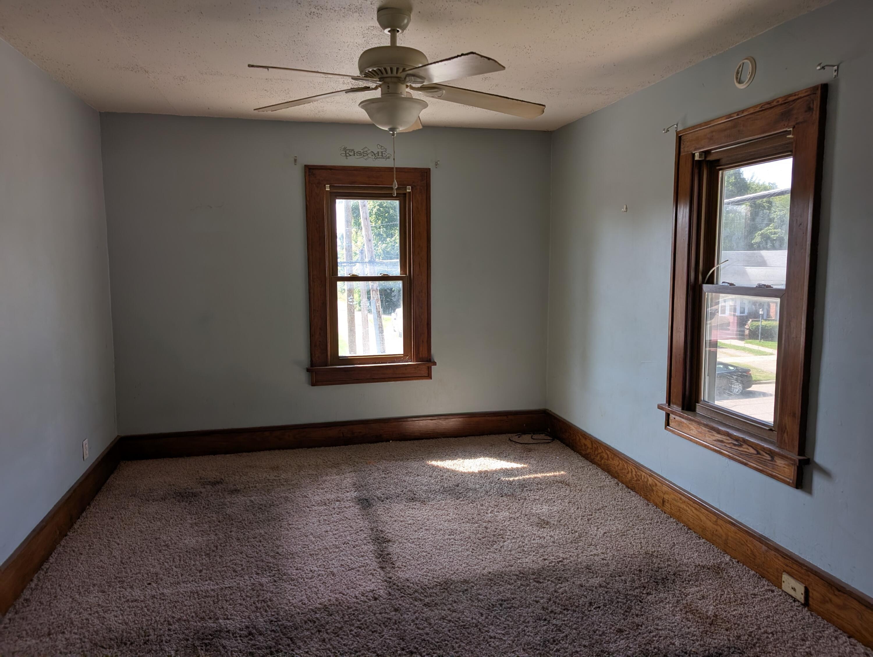 111 West Kelsey Street Three Rivers, MI 49093 - Photo 12 of 13 PXL_20250909_154440080