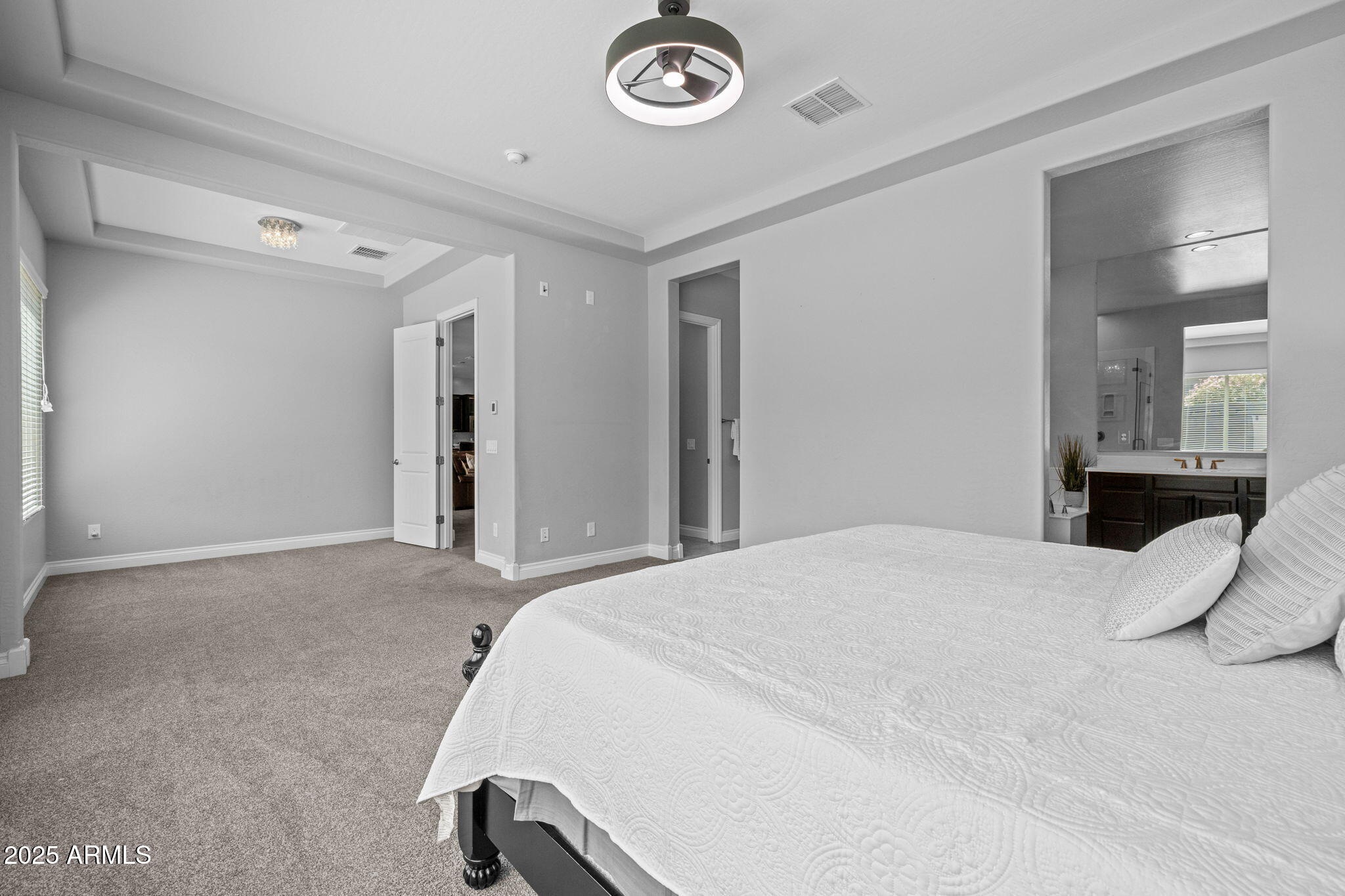 10535 Diffraction Avenue Mesa, AZ 85212 - Photo 36 of 126 Primary Suite