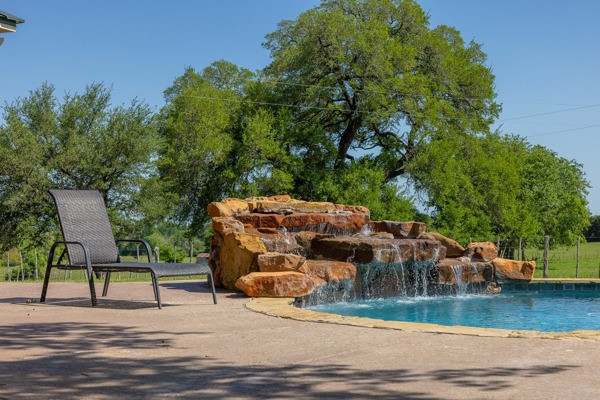 6808 Cedar Hill Road Brenham, TX 77833 - Photo 16 of 40