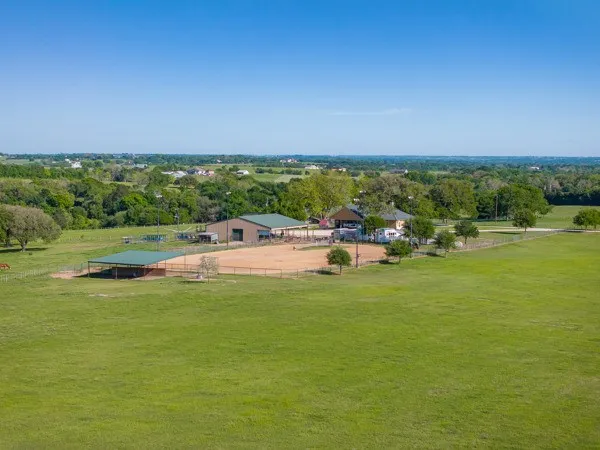 $3,250,000 | 6808 Cedar Hill Road, Brenham, TX 77833