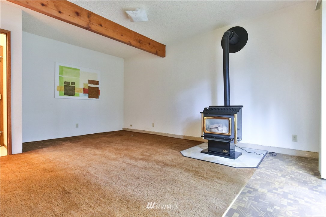 108 Vashon Avenue Southeast Renton, WA 98059 - Photo 16 of 24 Gallery Image 16