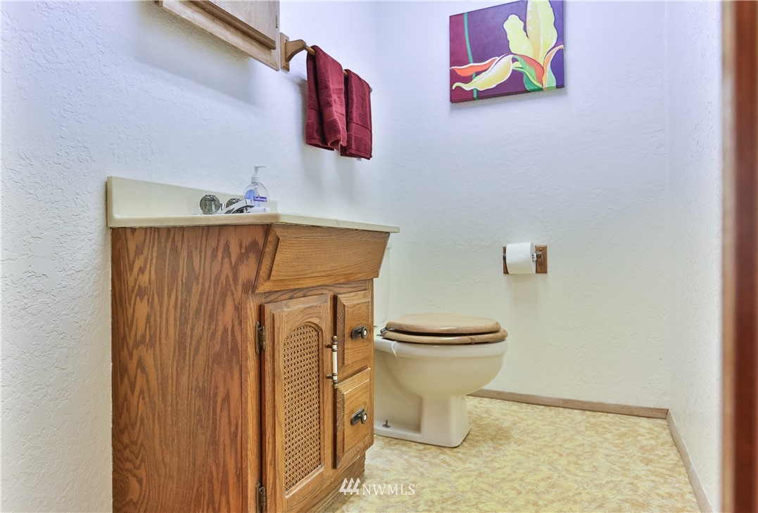 108 Vashon Avenue Southeast Renton, WA 98059 - Photo 17 of 24 Gallery Image 17