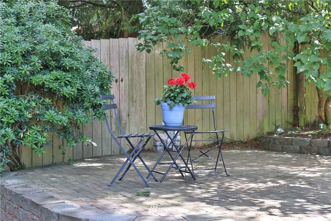 108 Vashon Avenue Southeast Renton, WA 98059 - Photo 23 of 24 Gallery Image 23
