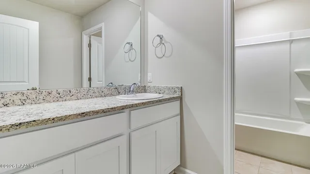 $334,000 | 130 Lake Ridge Drive, Broussard, LA 70518