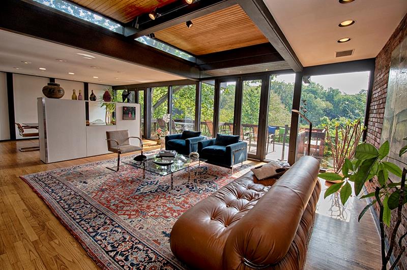2292 Elmhill Road Pittsburgh, PA 15221 - Photo 4 of 24 elegant living room flooded with natural light