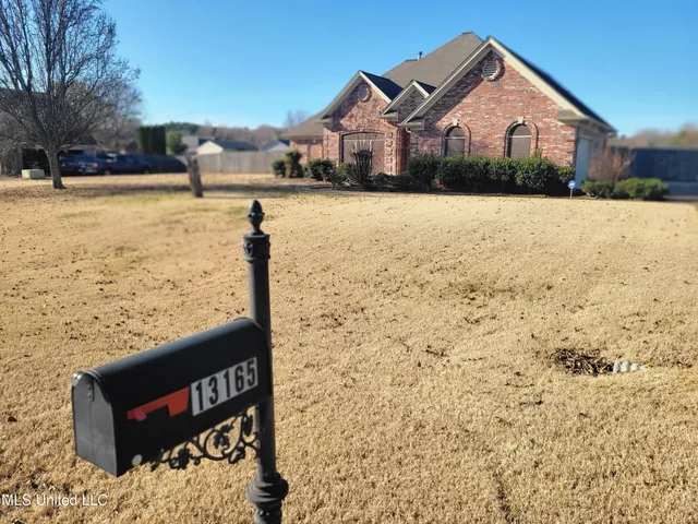 $399,000 | 13165 Coldwater Drive, Olive Branch, MS 38654
