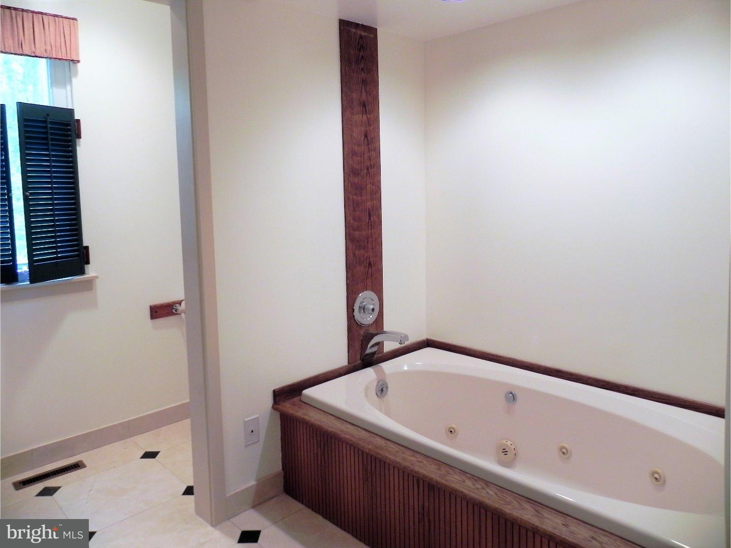 109 Dunns Cove Road Media, PA 19063 - Photo 14 of 25 Gallery Image 14