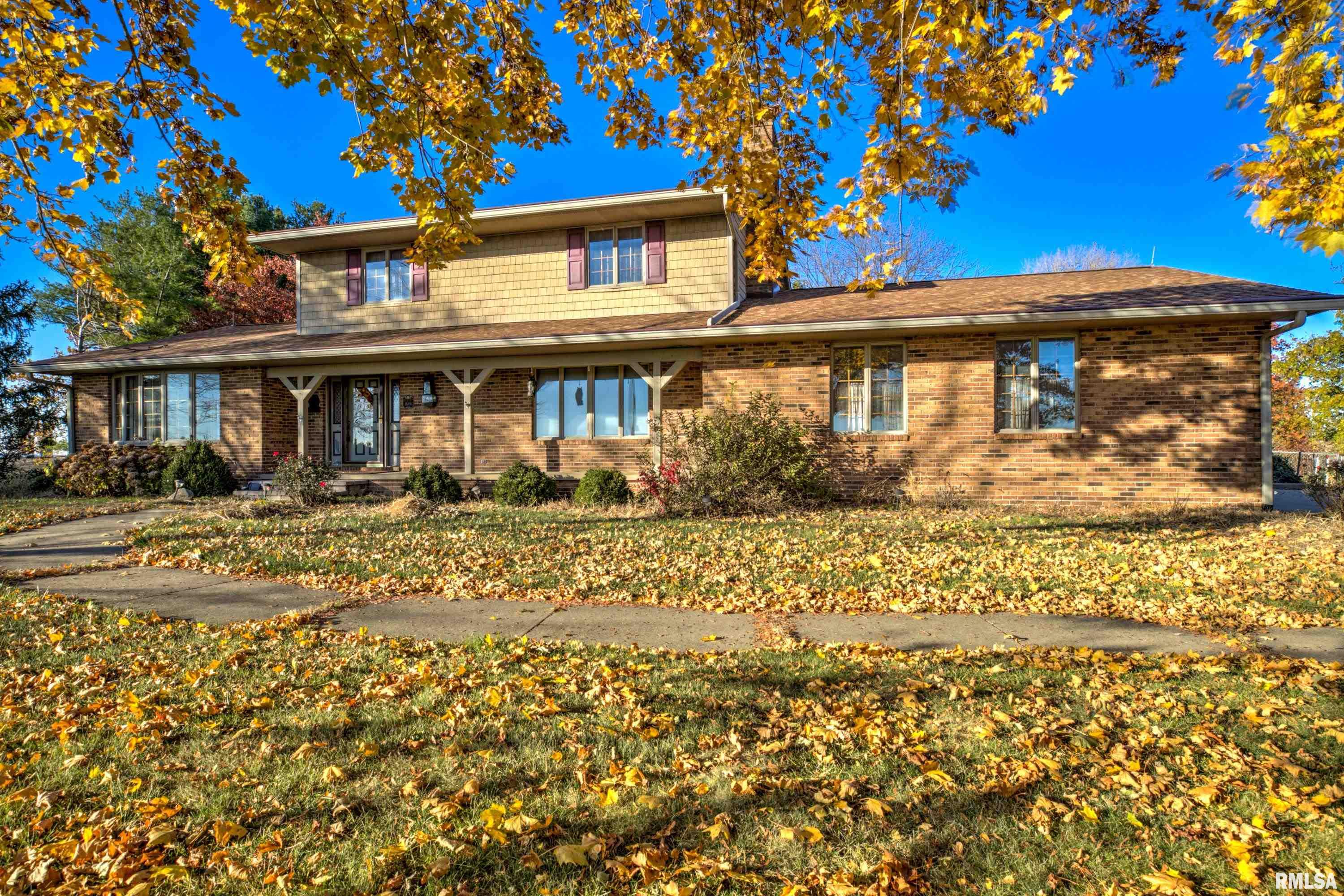 1619 West Hallock Hollow Road Edelstein, IL 61526 - Photo 1 of 68