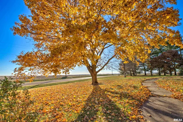 $499,900 | 1619 West Hallock Hollow Road, Edelstein, IL 61526