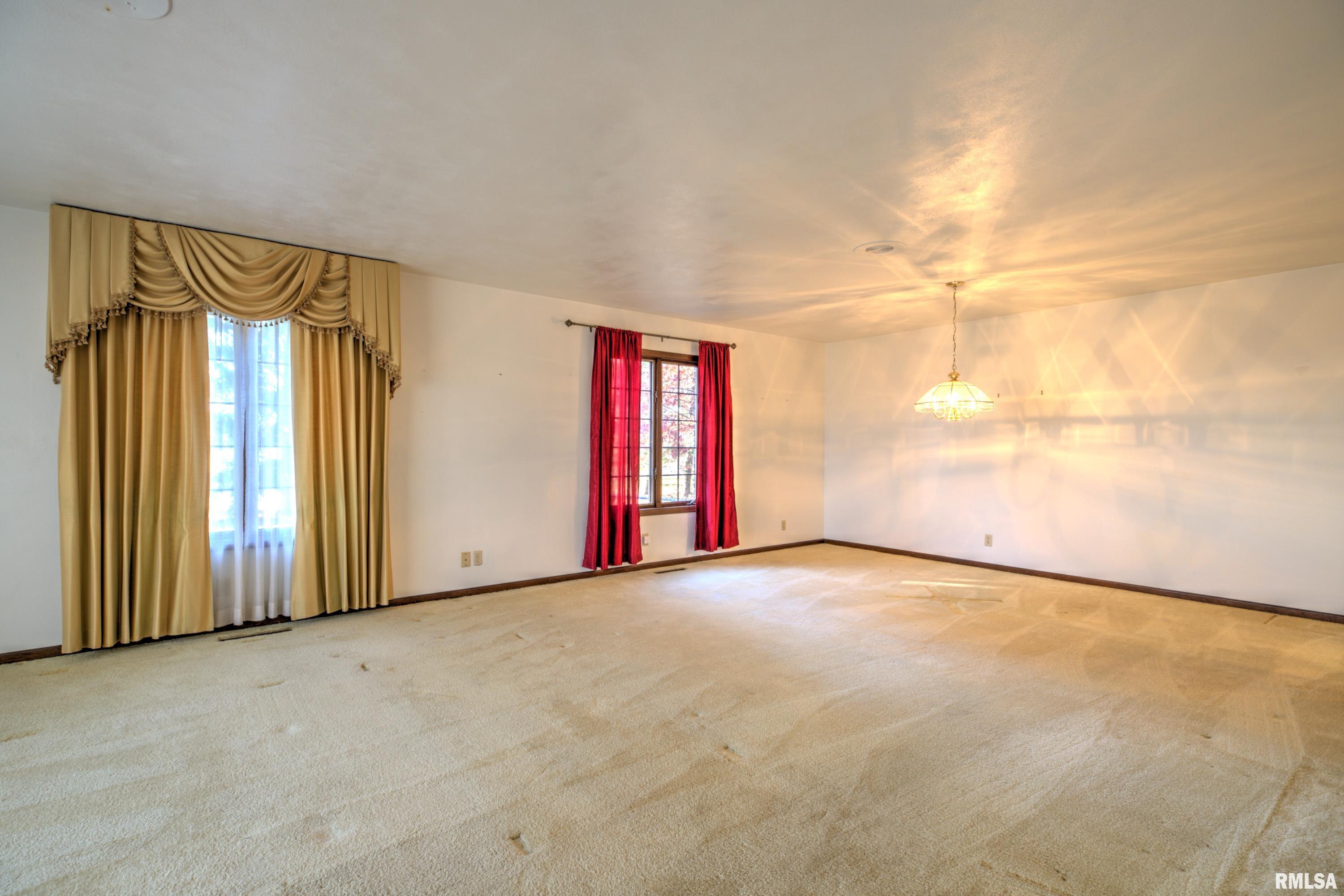 1619 West Hallock Hollow Road Edelstein, IL 61526 - Photo 15 of 68