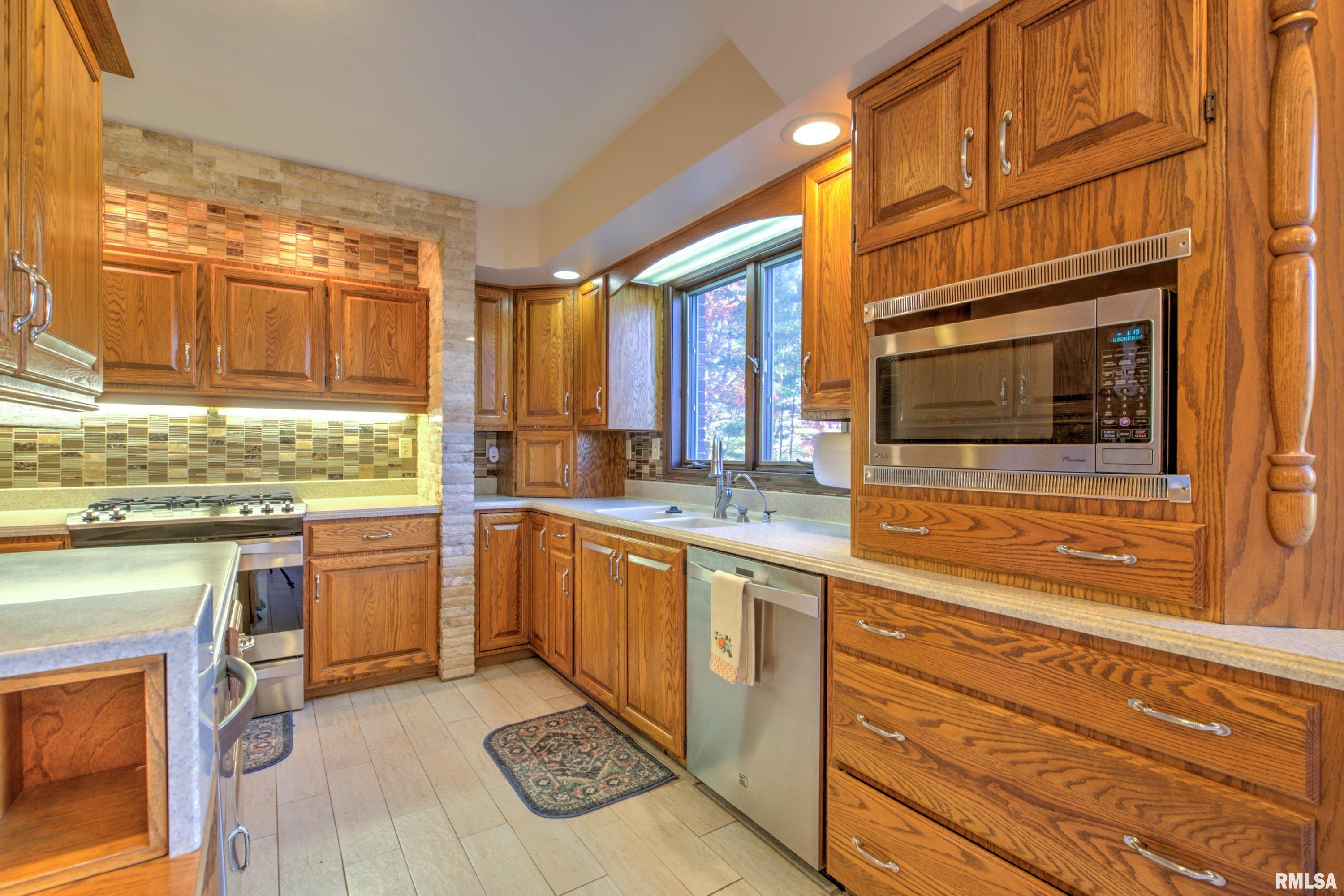 1619 West Hallock Hollow Road Edelstein, IL 61526 - Photo 23 of 68