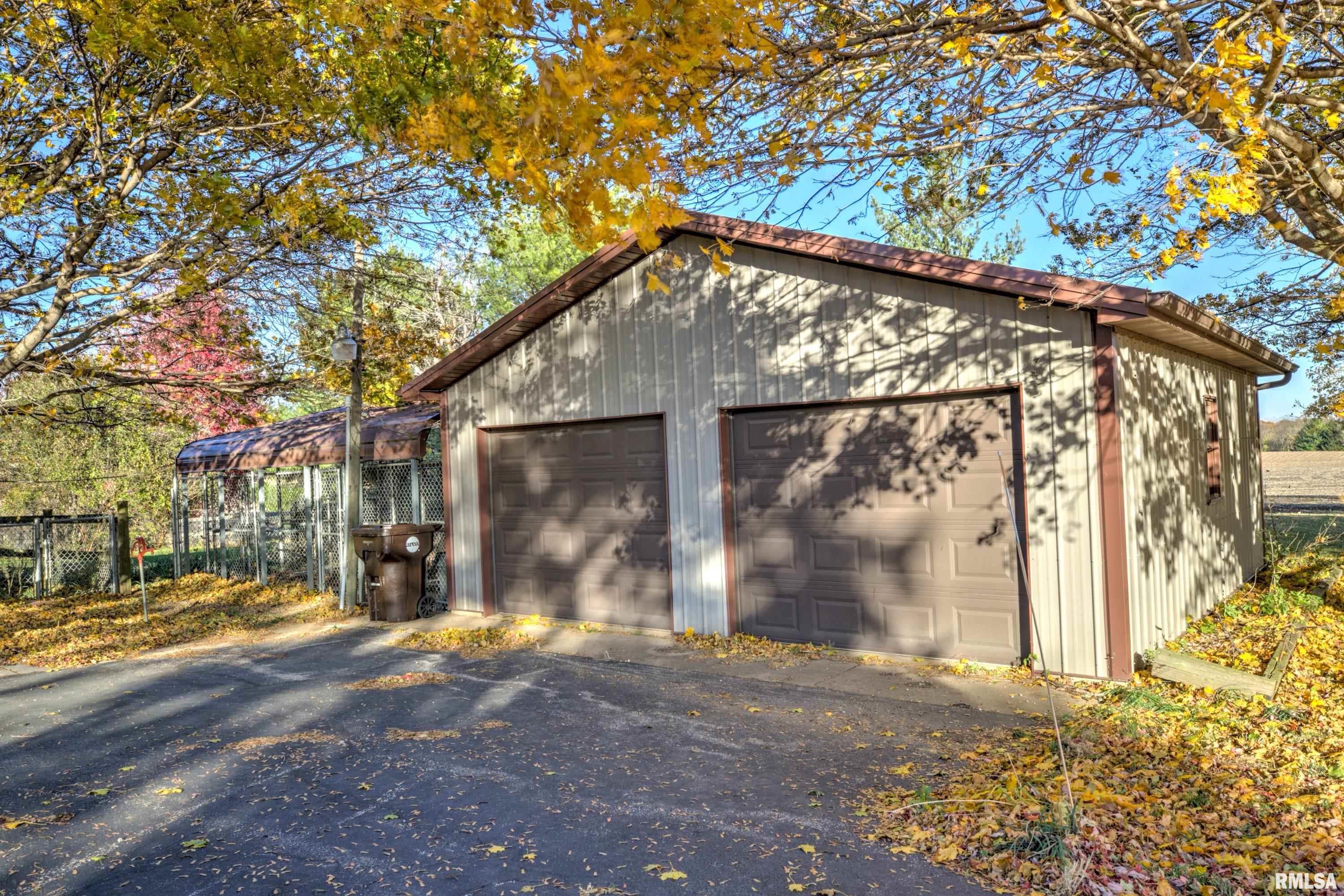 1619 West Hallock Hollow Road Edelstein, IL 61526 - Photo 4 of 68